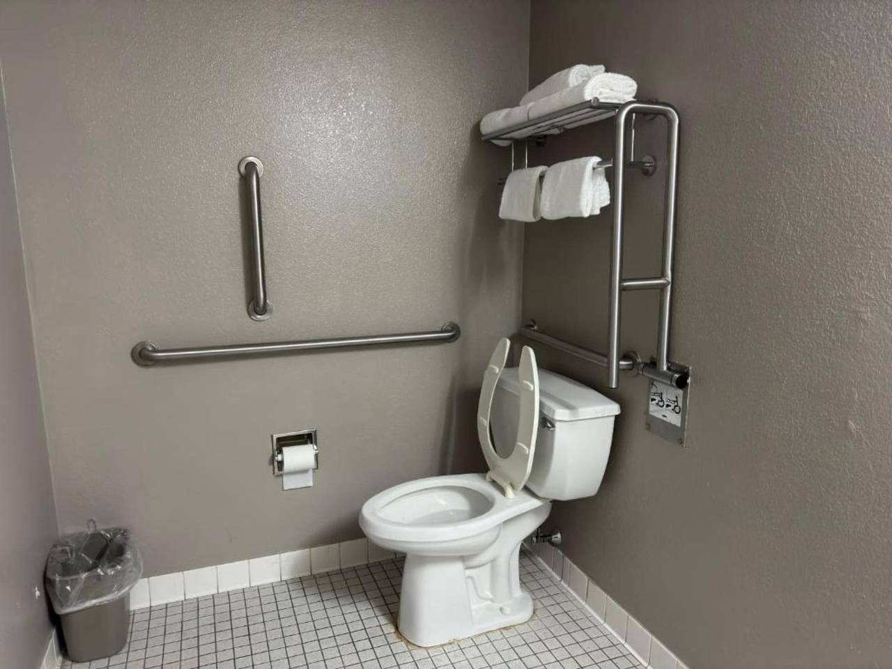 Apartamento entero, 2 camas tamaño queen | No fumadores, microondas in Connecticut