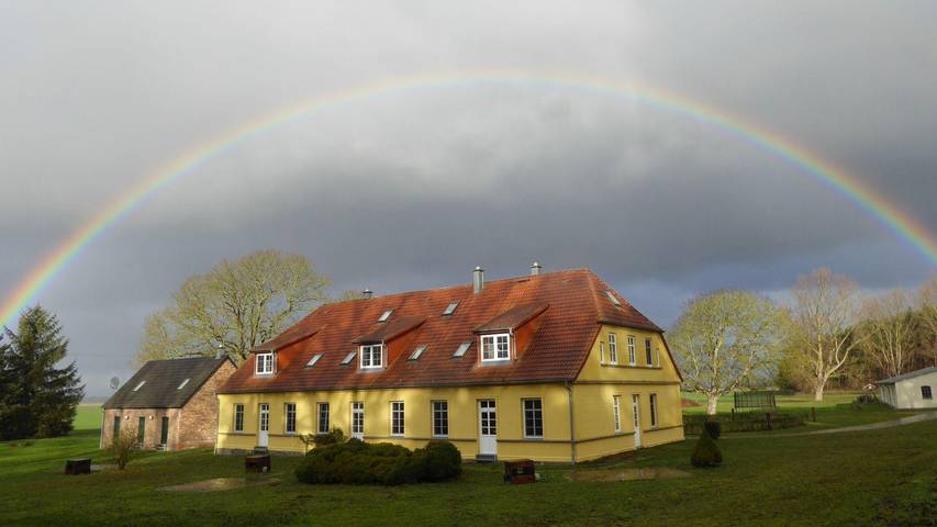 Ferienwohnung für 2 Personen, mit Sauna und Garten sowie Terrasse in Gingst