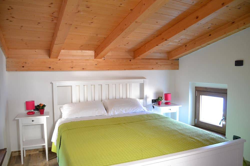 Ferienhaus auf dem Land in einem ruhigen Dorf für einen erholsamen Urlaub in Brenzone, Gardasee-Berge