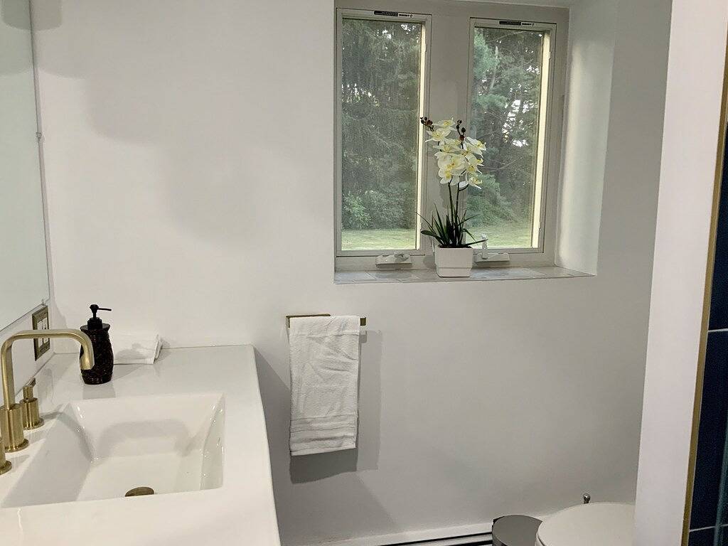 New Luxury Home! Near Princeton Sleeps 7 in West Windsor Township, Mercer County