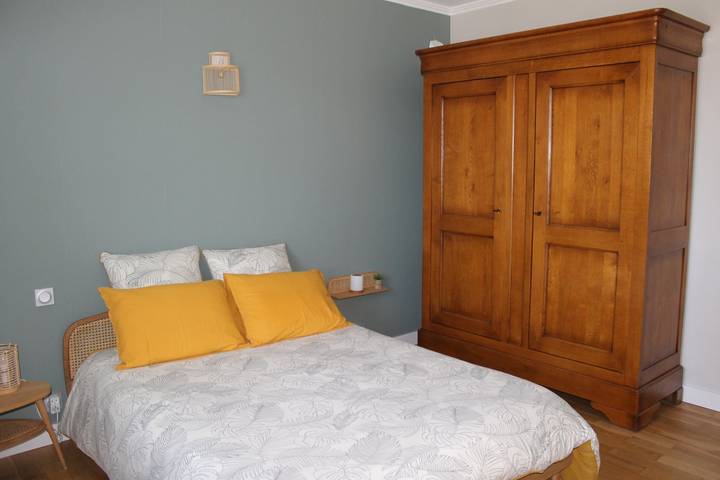 Chambre d’hôte pour 2 personnes, avec piscine ainsi que sauna et jardin dans l' Ain - 3