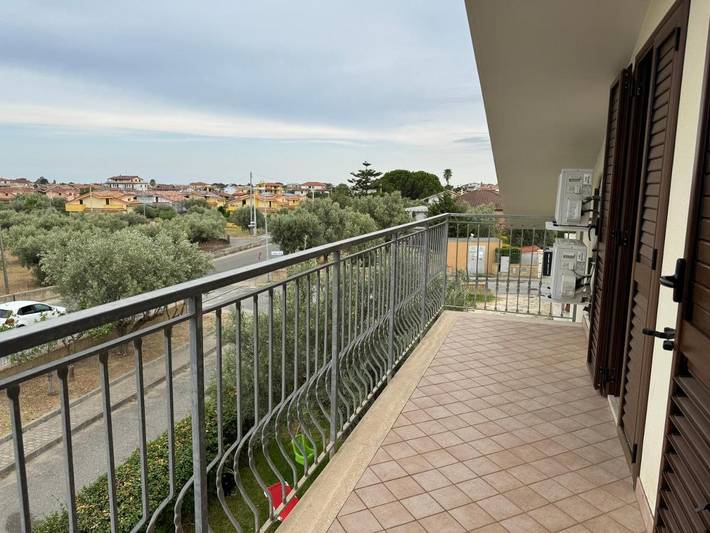Location de vacances pour 10 personnes, avec balcon dans Marina di Davoli - 4