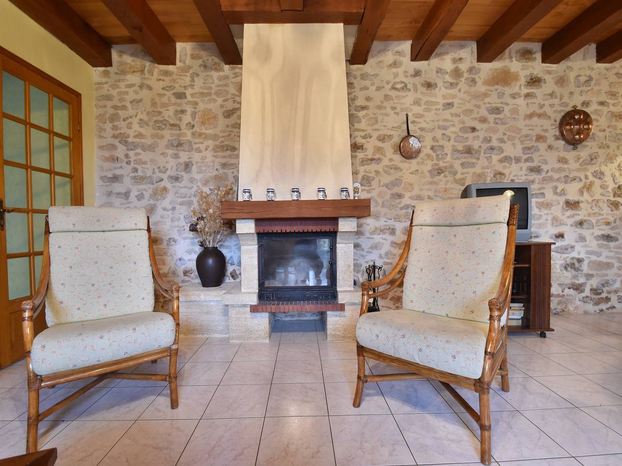 Maison de vacances avec piscine et jardin clos in Besse, Périgord Noir