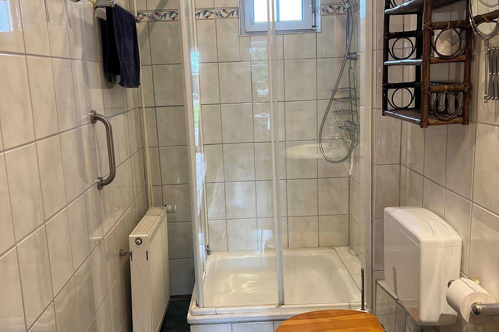 Ganze Wohnung, Ferienwohnung mit Terrasse & Sauna und Kamin,ebenerdig, familiengeführt & sonnig in Crussow, Angermünde