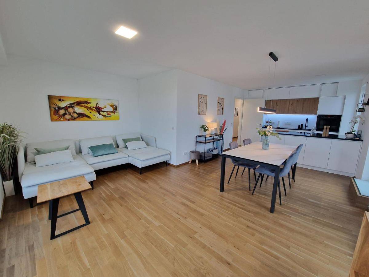 Entire apartment, Three-Bedroom Apartment in Munich Allach, Munich