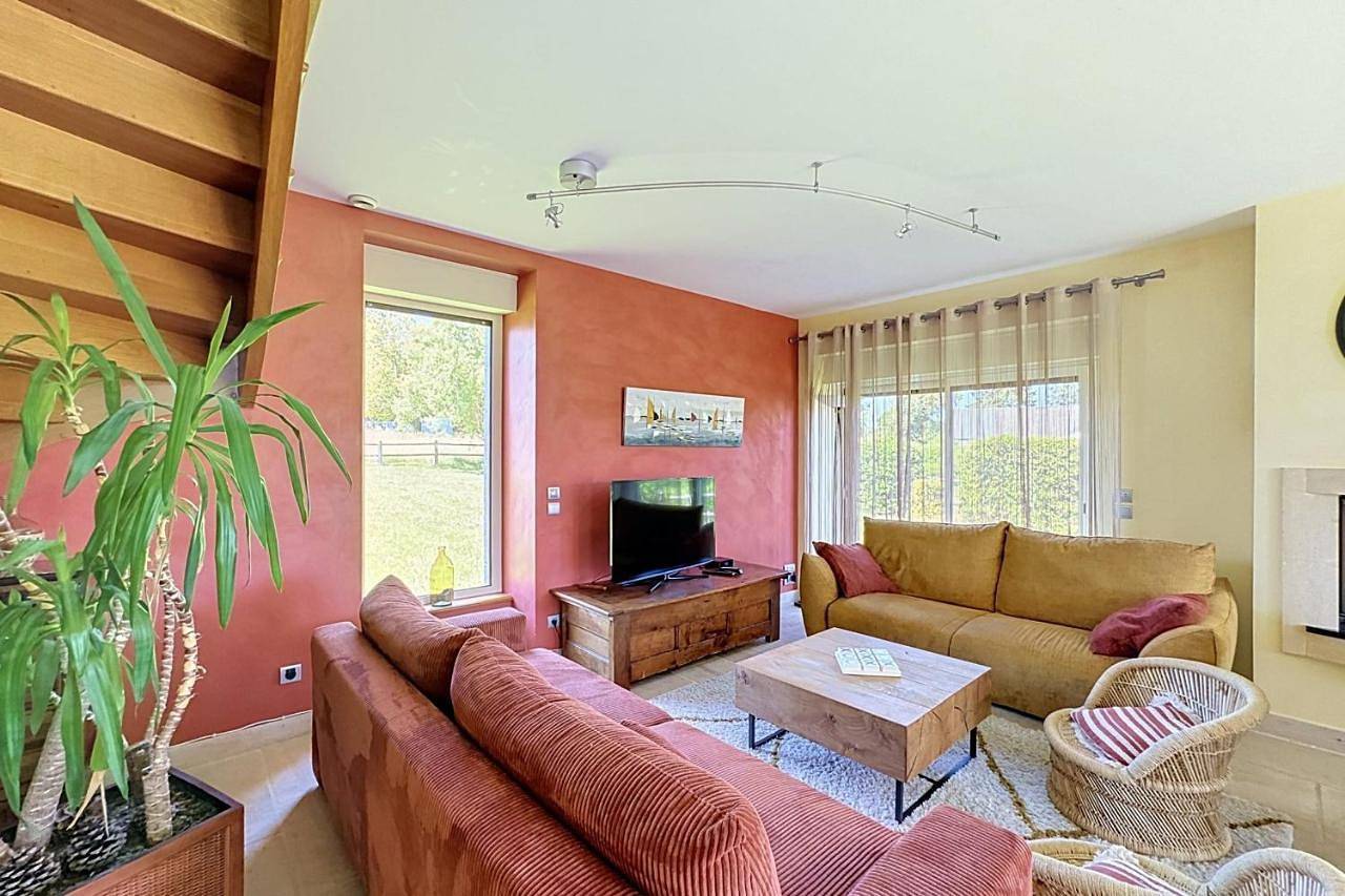 Maisons de Familles Country house with a spa in Courson, Noues de Sienne