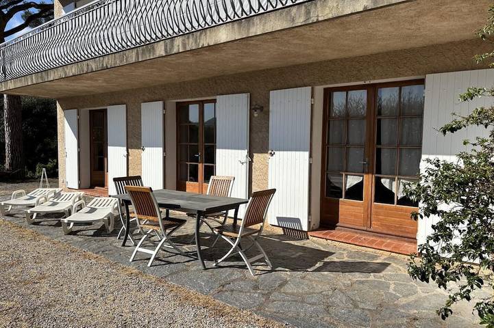 Location de vacances pour 5 personnes à Roquebrune-sur-Argens