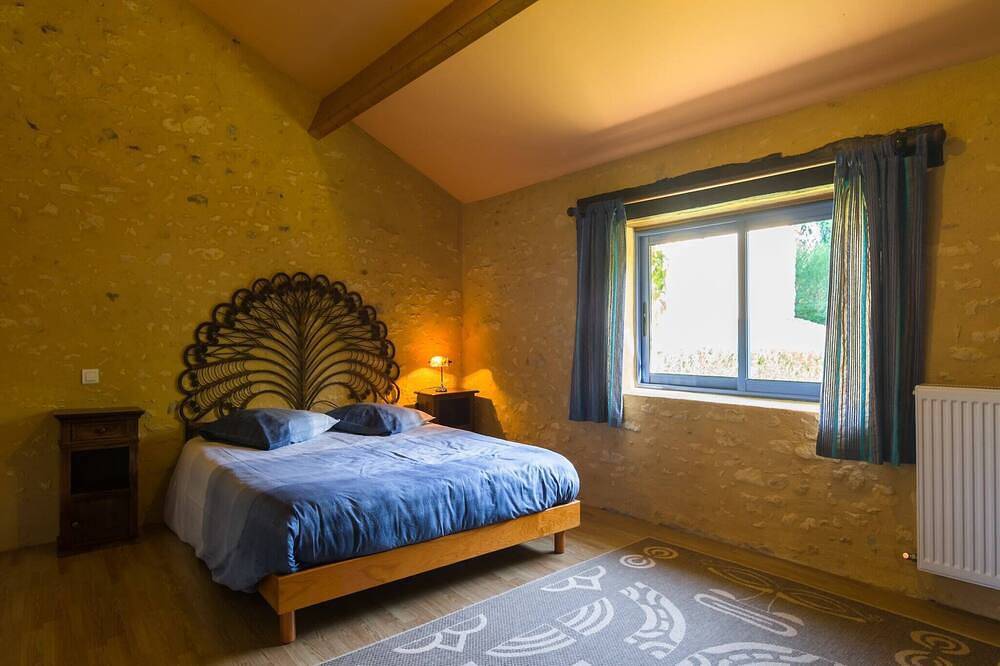 Refugio junto a la piscina en Salles in Salles-de-Belvès, Périgord Noir