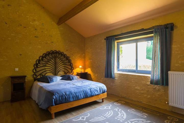 Location de vacances pour 6 personnes, avec piscine ainsi que terrasse et jardin, animaux acceptés à Salles-de-Belvès - 3