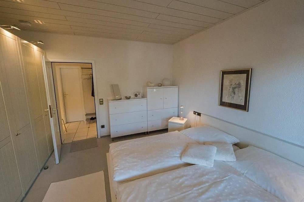 Ganze Wohnung, Ferienwohnung Rheinhoehe-Andernach - Appartement/Fewo, Dusche, Wc, Komfort in Andernach, Osteifel
