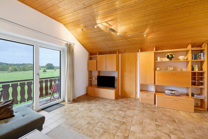 Ganze Wohnung, Ferienwohnung "Strobl" mit Balkon und WLAN in Dießen am Ammersee, Ammersee