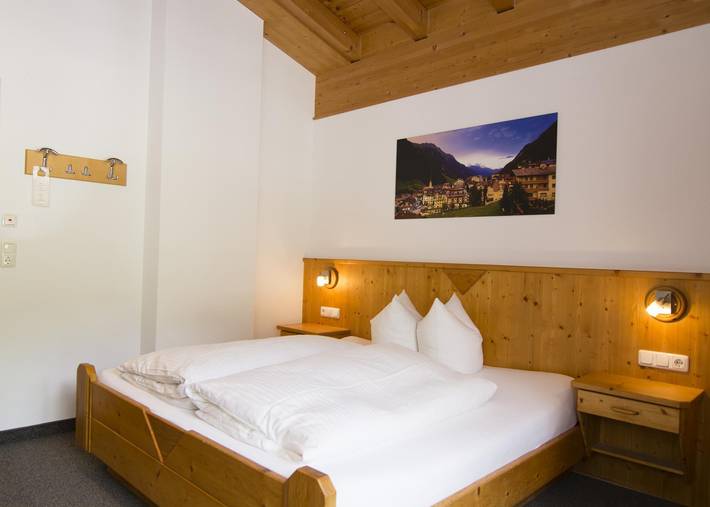 Doppelzimmer mit Dusche, Wc in Ischgl, Verwall