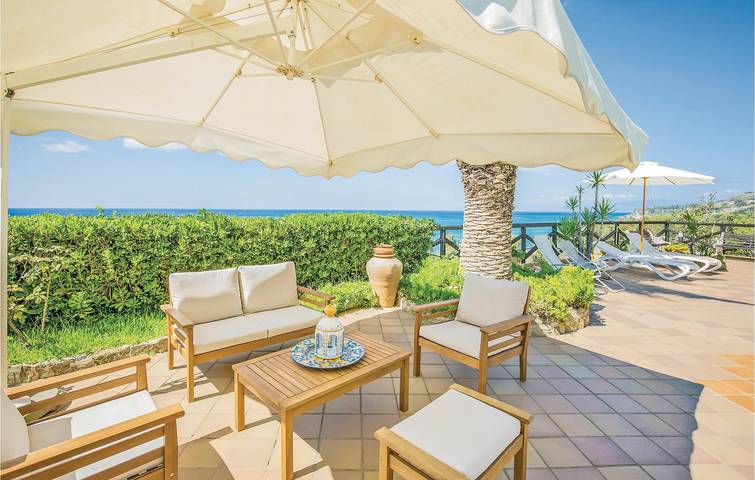 Ferienhaus für 6 Personen, mit Pool und Garten sowie Terrasse in Kalabrien - 3