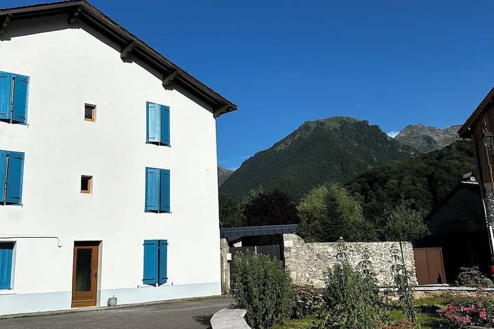 Ganze Wohnung, Studio 2 \"Aux volets bleus\" Cosy studio at the foot of the Pyrenees in Aulus-les-Bains, Parc naturel régional des Pyrénées ariégeoises