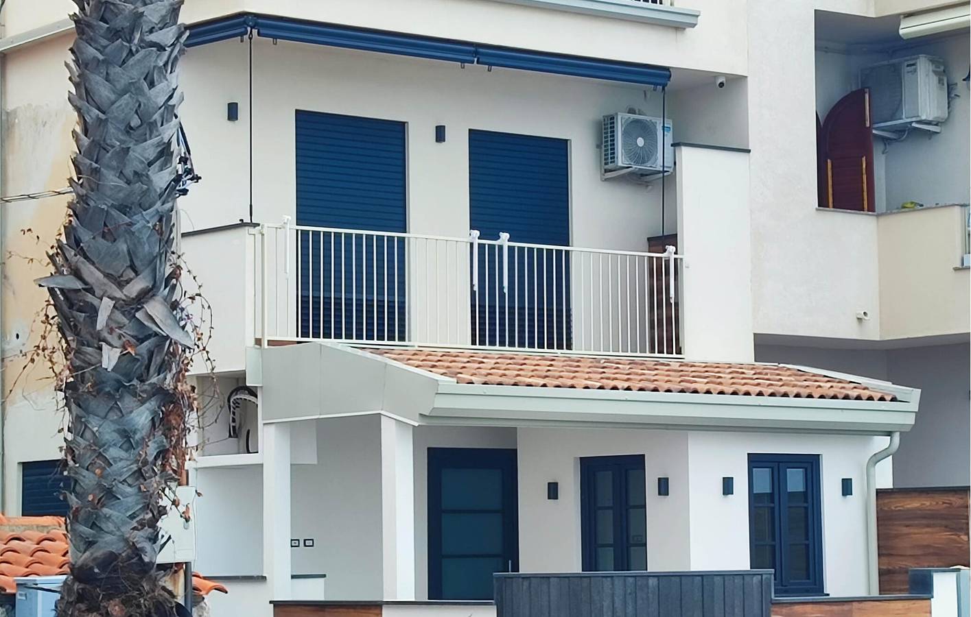 Apartamento vacacional entero, Acogedor apartamento junto a la playa con wifi, aire acondicionado y aparcamiento in Sant'Alessio Siculo, Provincia de Messina