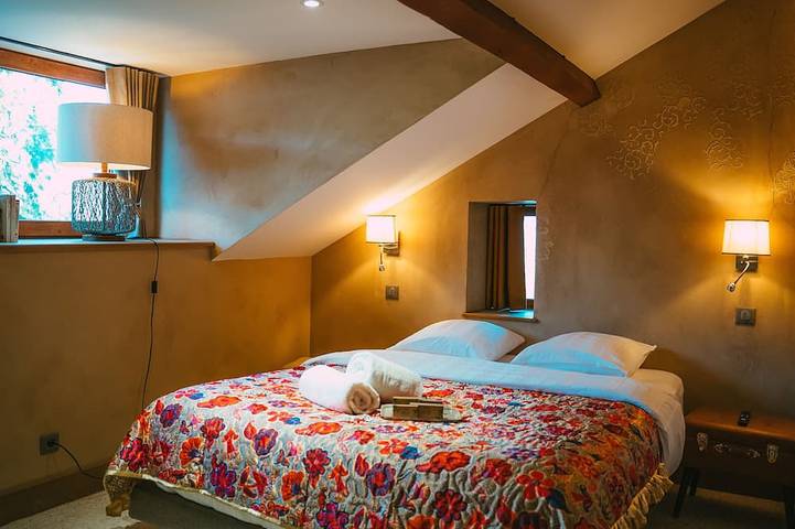 La Rose, Duplex 6 personnes I Jacuzzi privatif in Guebwiller, Parc naturel régional des Ballons des Vosges