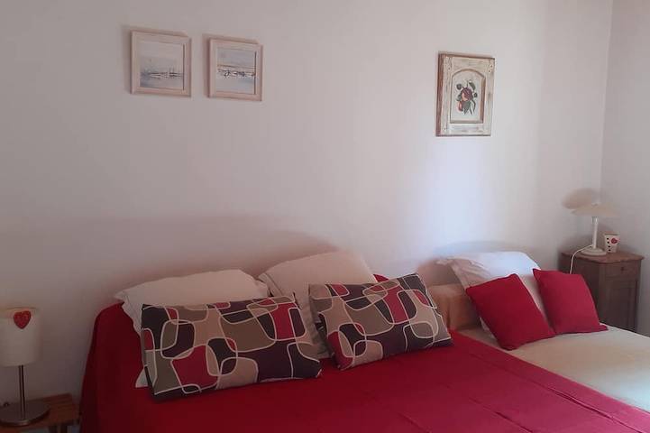 Gîte pour 6 personnes, avec jardin à Roquemaure - 4