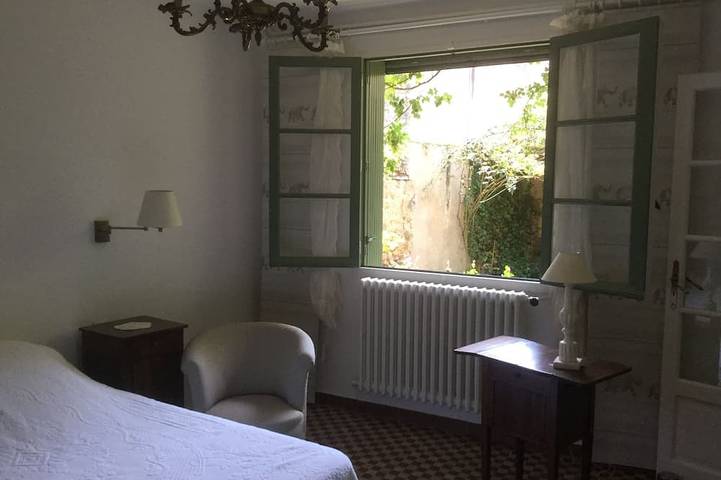 Location de vacances pour 2 personnes, avec piscine et jardin à Alet-les-Bains - 4