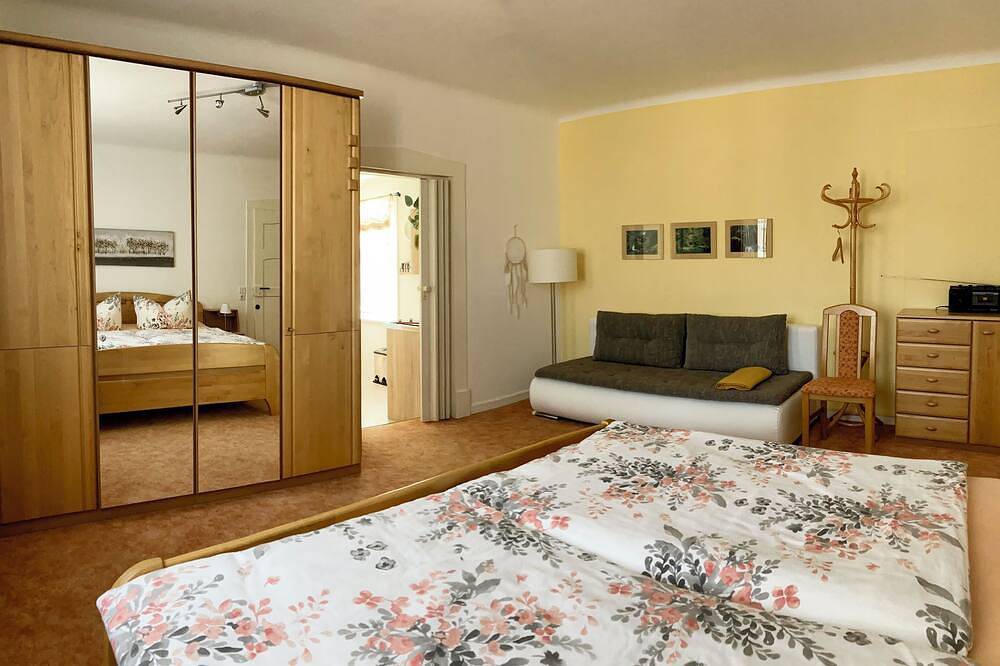 Ganze Wohnung, Ruhige, gemütliche Feienwohnung im Zentrum von Bad Tabarz in Tabarz, Rennsteig