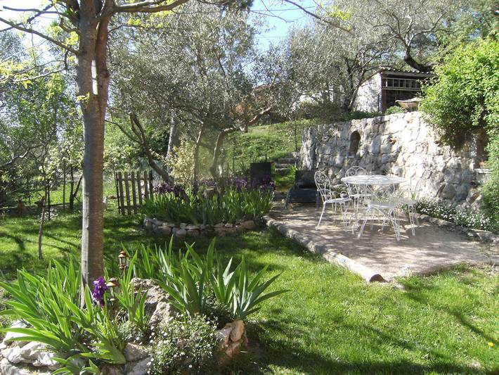 Chambre d’hôte pour 2 personnes, avec piscine et jardin dans le Var - 2
