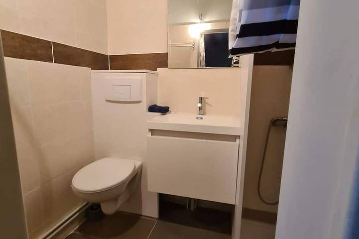 Gîte pour 15 personnes, avec jardin, animaux acceptés dans Montchevrier - 4