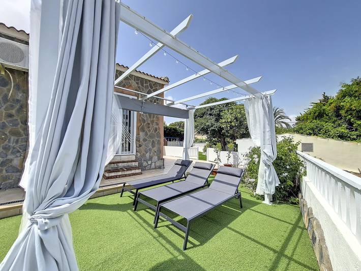 El Carmoli Villa with Private Pool in El Carmoli, Cartagena