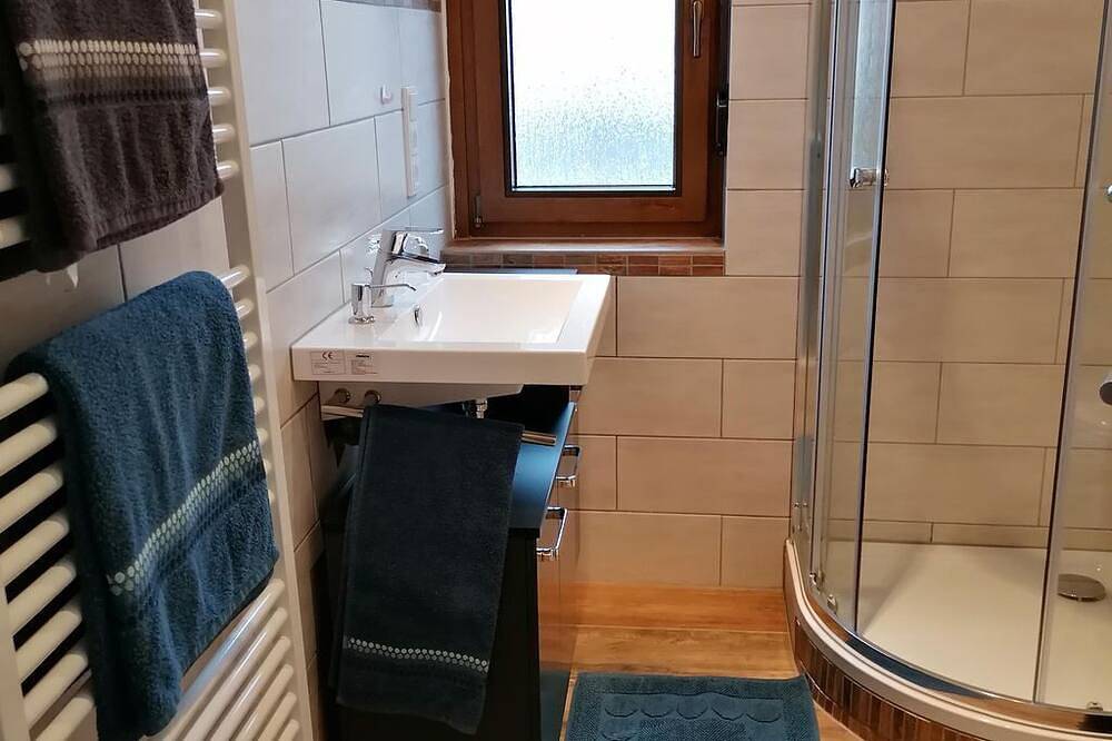 Ganze Wohnung, Ferienwohnung Kreuzblick - Ferienwohnungen Felten in Minheim, Bernkastel-Kues & Umgebung