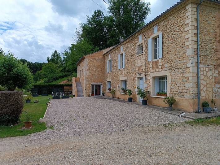 Gîte pour 8 personnes, avec jardin et terrasse