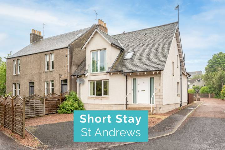 Holiday rental for 8 people, with garden in St Andrews