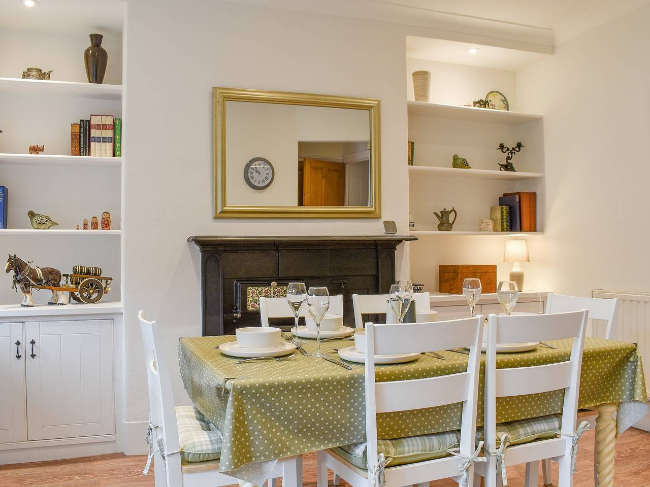 Park Road Cottage in Windermere, Lake District
