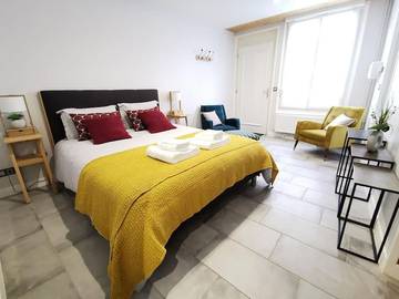 Gîte pour 2 personnes dans Aÿ-Champagne