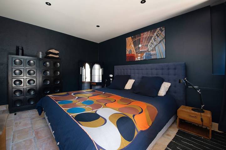 Gîte pour 2 personnes, avec jardin et terrasse à Cucuron - 2