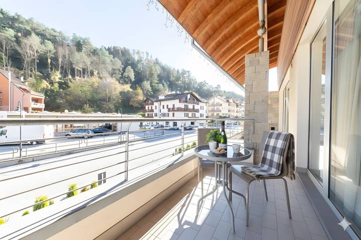 Appartamento per 5 persone, con balcone a Comano Terme