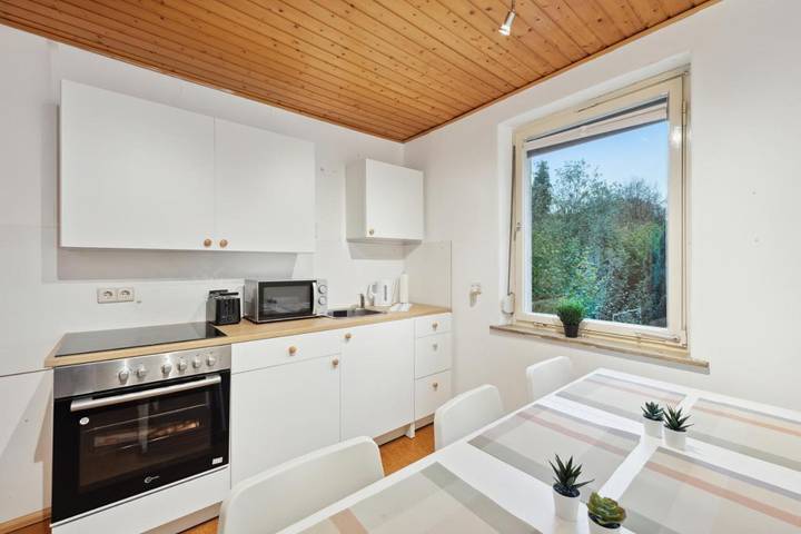Ferienwohnung für 8 Personen, mit Garten und Ausblick in Waiblingen - 3