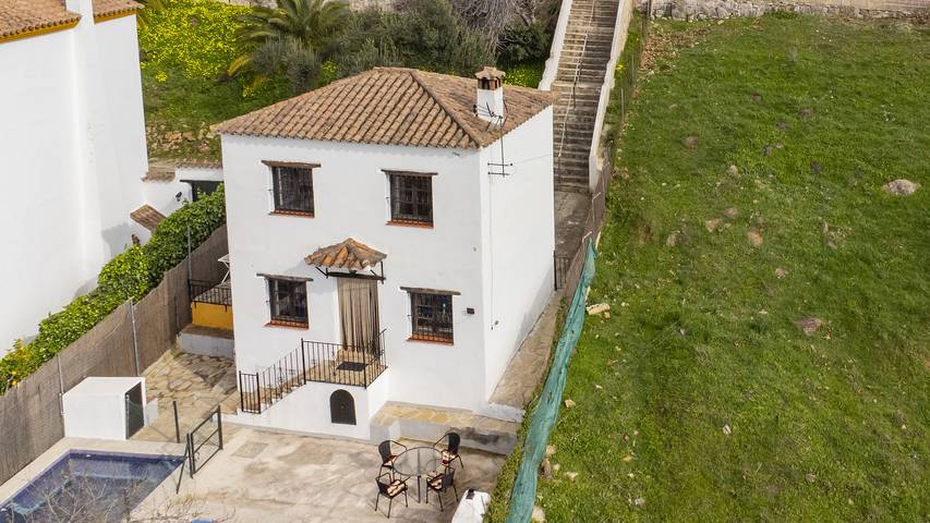 Chalet para 4 personas, con jardín y terraza, Se admiten mascotas en Serranía de Ronda - 4