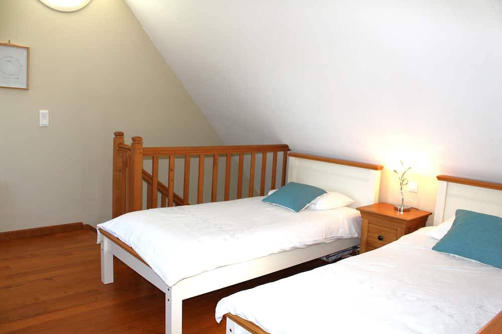 La Bergerie. Gîte au coeur du bocage normand, avec piscine et court de tennis. in Saint-Michel-de-Montjoie, Région d'Avranches
