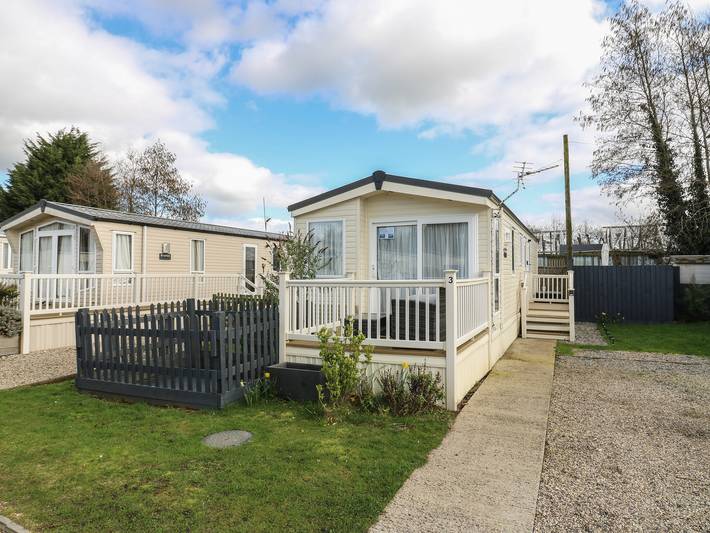 Bungalow for 6 people in Suffolk