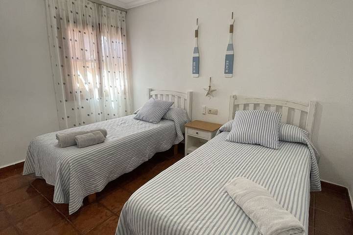Semi-detached house 150 meters from the beach with private pool in Los Narejos, Los Alcázares