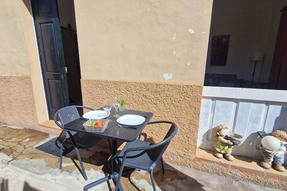 Charming 1-bedroom house in superb Valle Gran Rey with Wifi in Valle Gran Rey, La Gomera