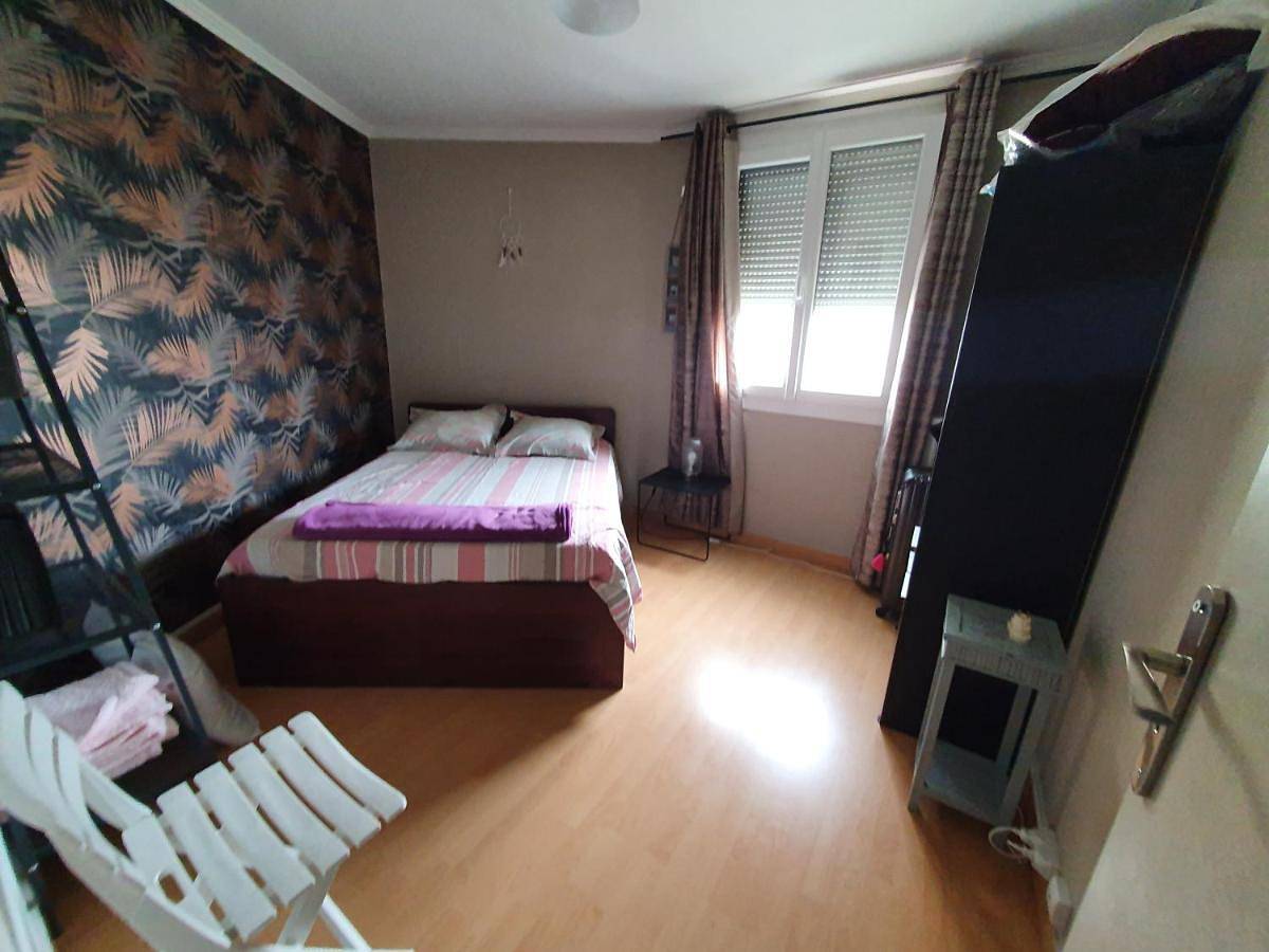 Appartement entier, Two-Bedroom Apartment in Joué-lès-Tours, Région de Tours
