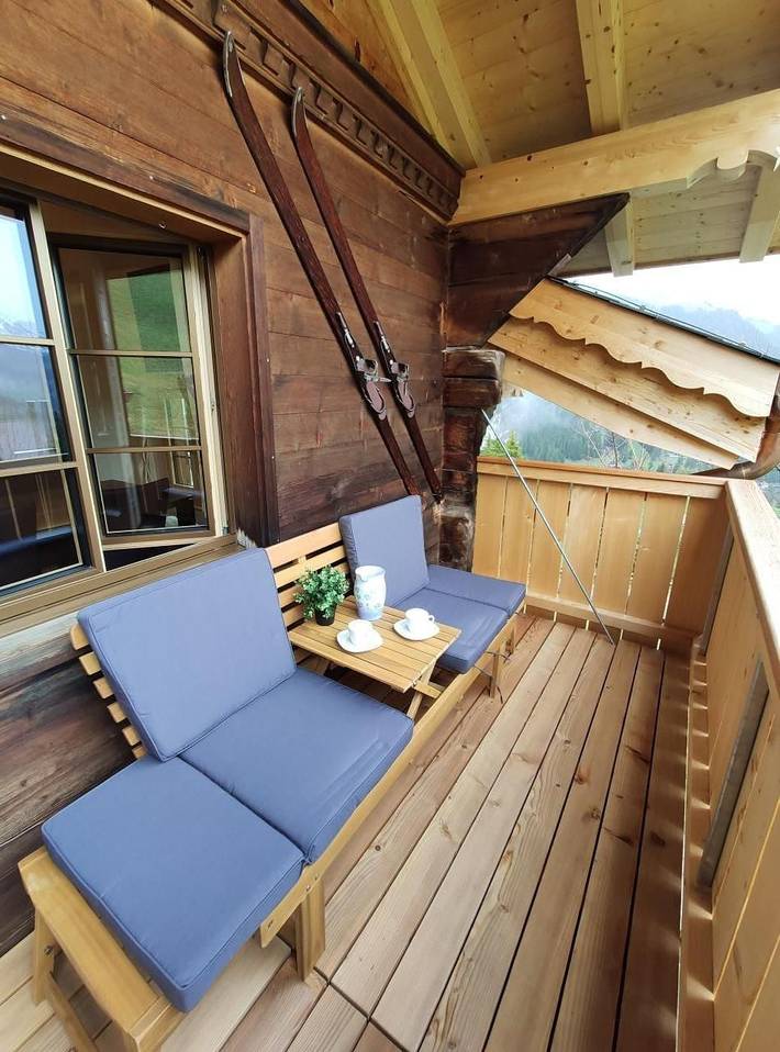 Hütte für 10 Personen, mit Terrasse und Garten in der Schweiz - 3