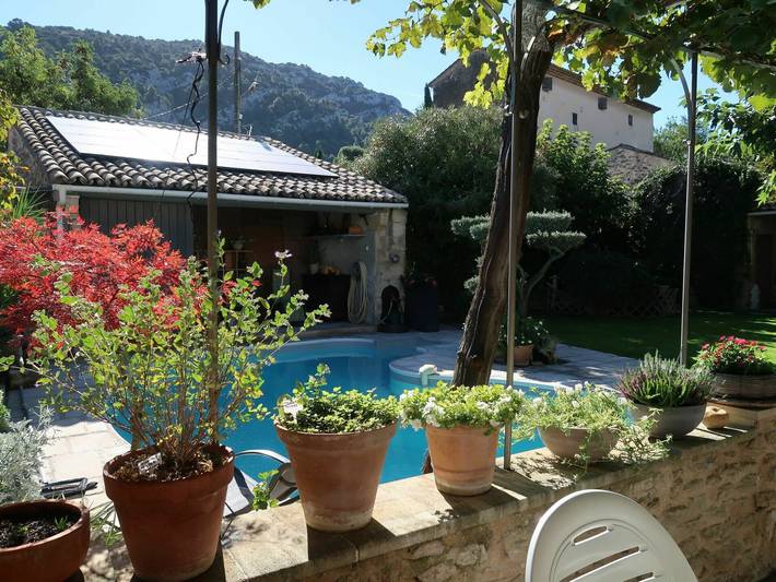 Location de vacances pour 5 personnes, avec jardin à Robion - 4