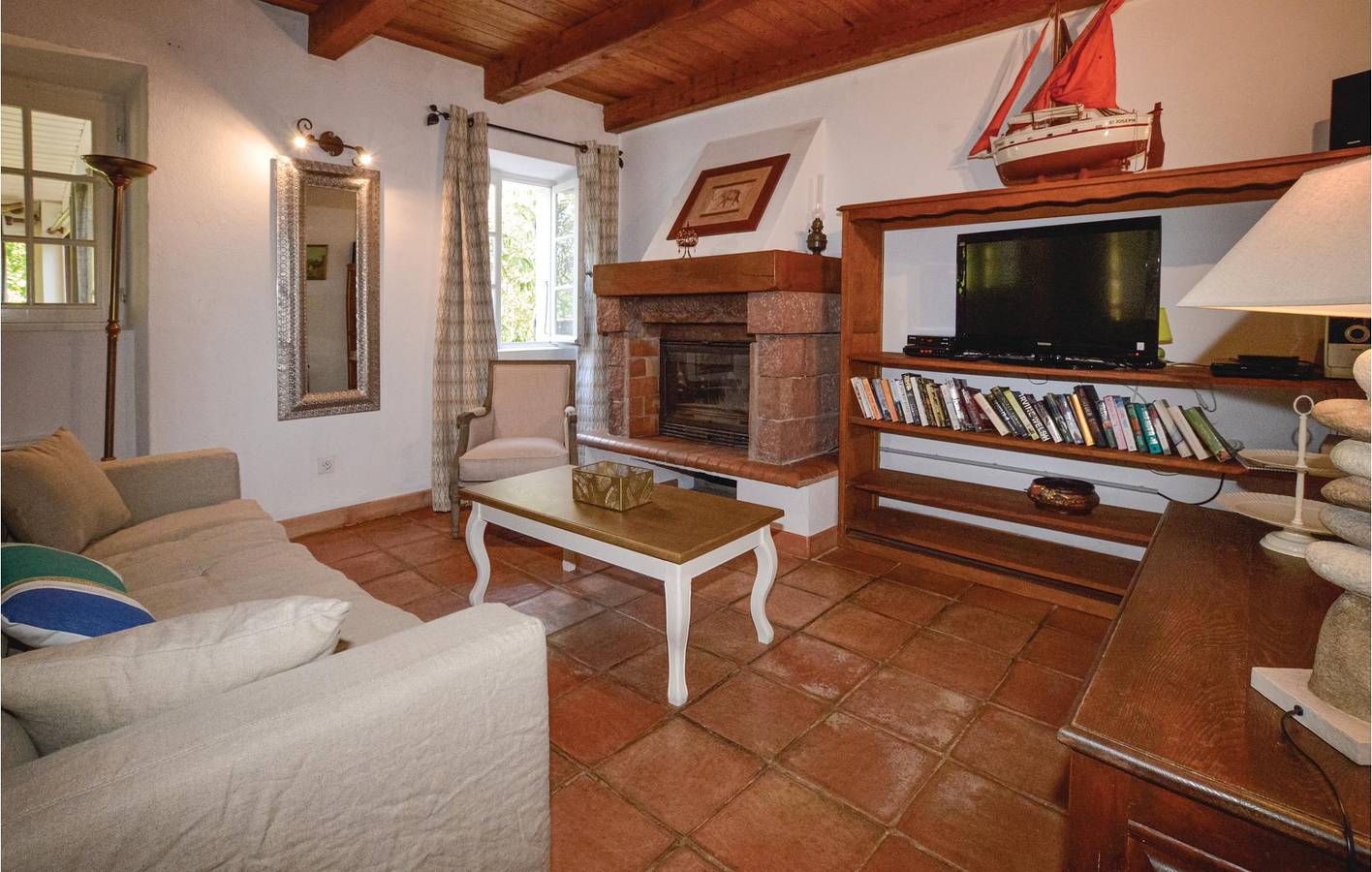 Appartement moderne avec piscine, terrasse, garage et WiFi in Sotta, Arrondissement de Sartène