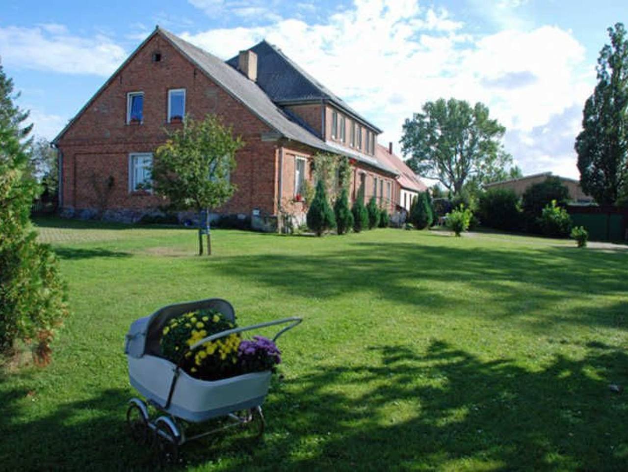 Ganze Ferienwohnung, Ferienwohnungen im Gutshaus Gnies - 03 Ferienwohnung Rügen mit Kamin in Ralswiek, Bergen auf Rügen und Umgebung