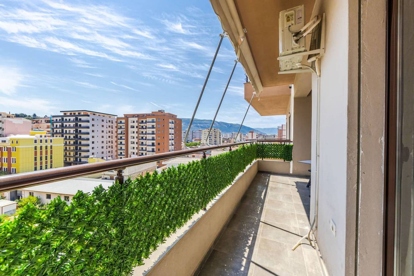 Apartamento entero, Green Tea Apartment in Vlorë in Vlorë (Ciudad), Vlorë