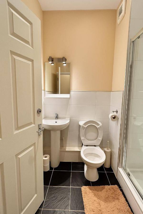 Maison d’hôte pour 7 personnes, avec terrasse ainsi que jardin et vue à Liverpool - 4