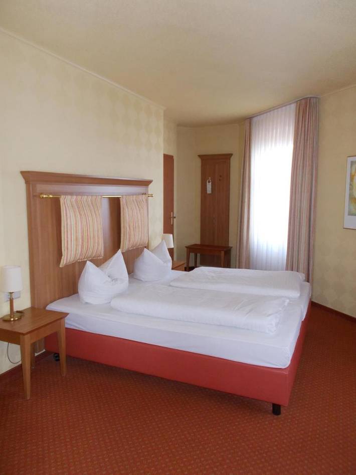 Hotel für 4 Personen, mit Balkon und Terrasse sowie Garten und Ausblick