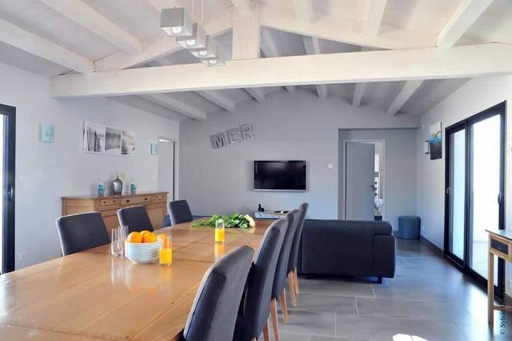5 Minuten zu Fuß vom Nordstrand entfernt, moderne Villa mit privatem Pool in Rivedoux-Plage, Ile de Re
