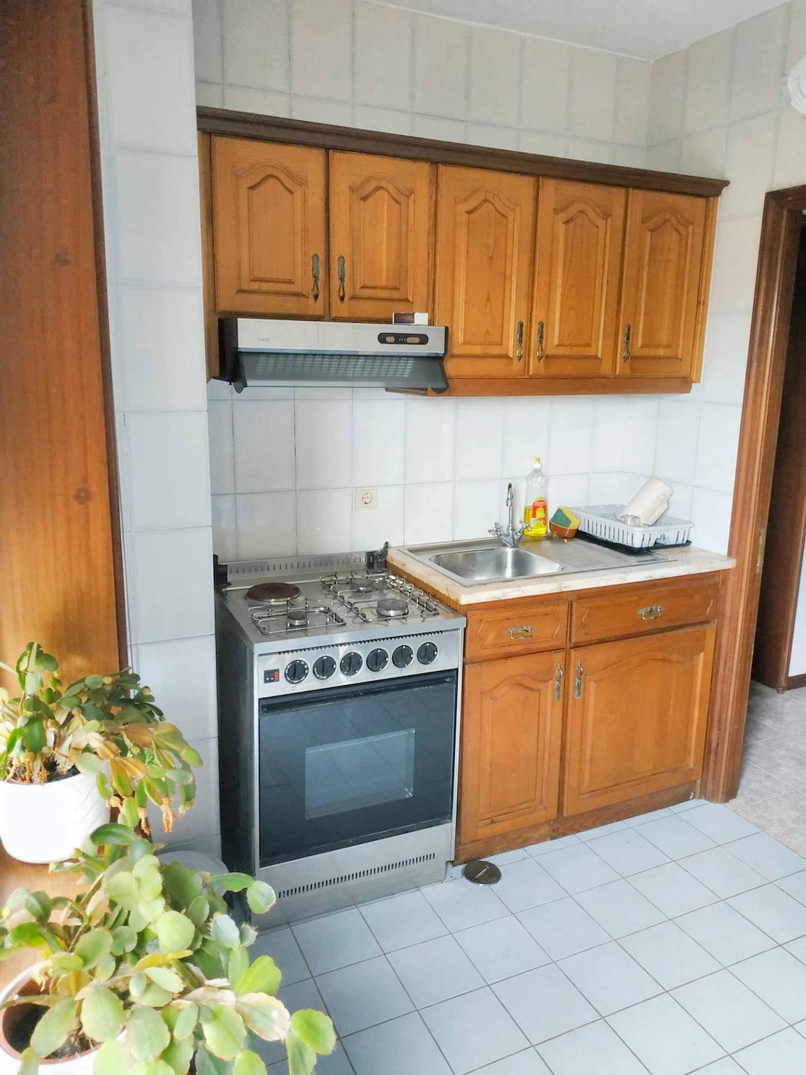 Ganze Wohnung, Geräumige Wohnung in Espinho mit Kamin, 87 qm in Espinho, Aveiro Distrikt