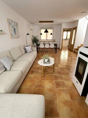 Gîte pour 14 personnes, avec balcon à Lanzahíta